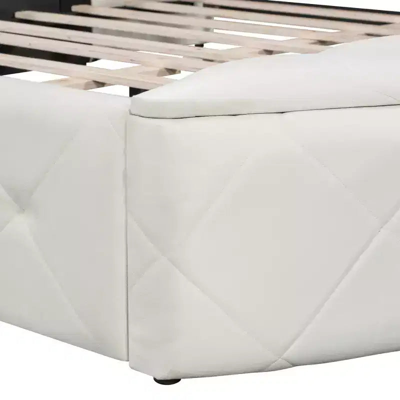 Lit plateforme de rangement capitonné avec tête de lit à oreilles