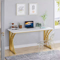Grand bureau d'ordinateur moderne