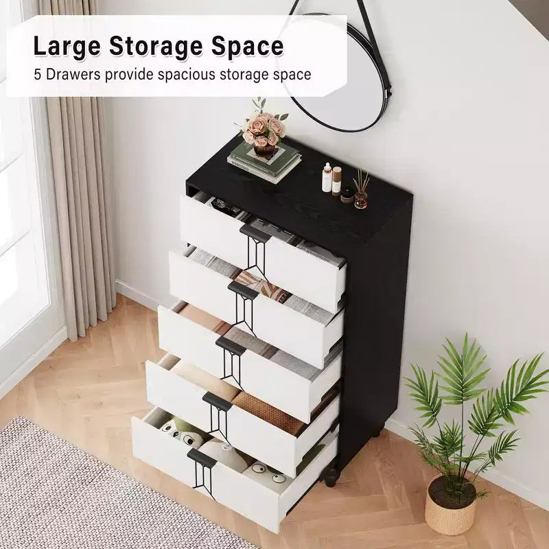 Commode moderne en bois à 5 tiroirs avec motif vintage