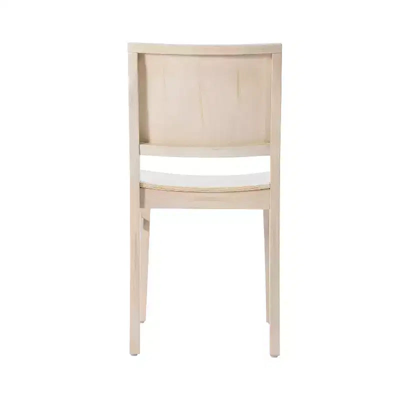 Chaises de salle à manger avec dossiers incurvés et constructions en bois massif